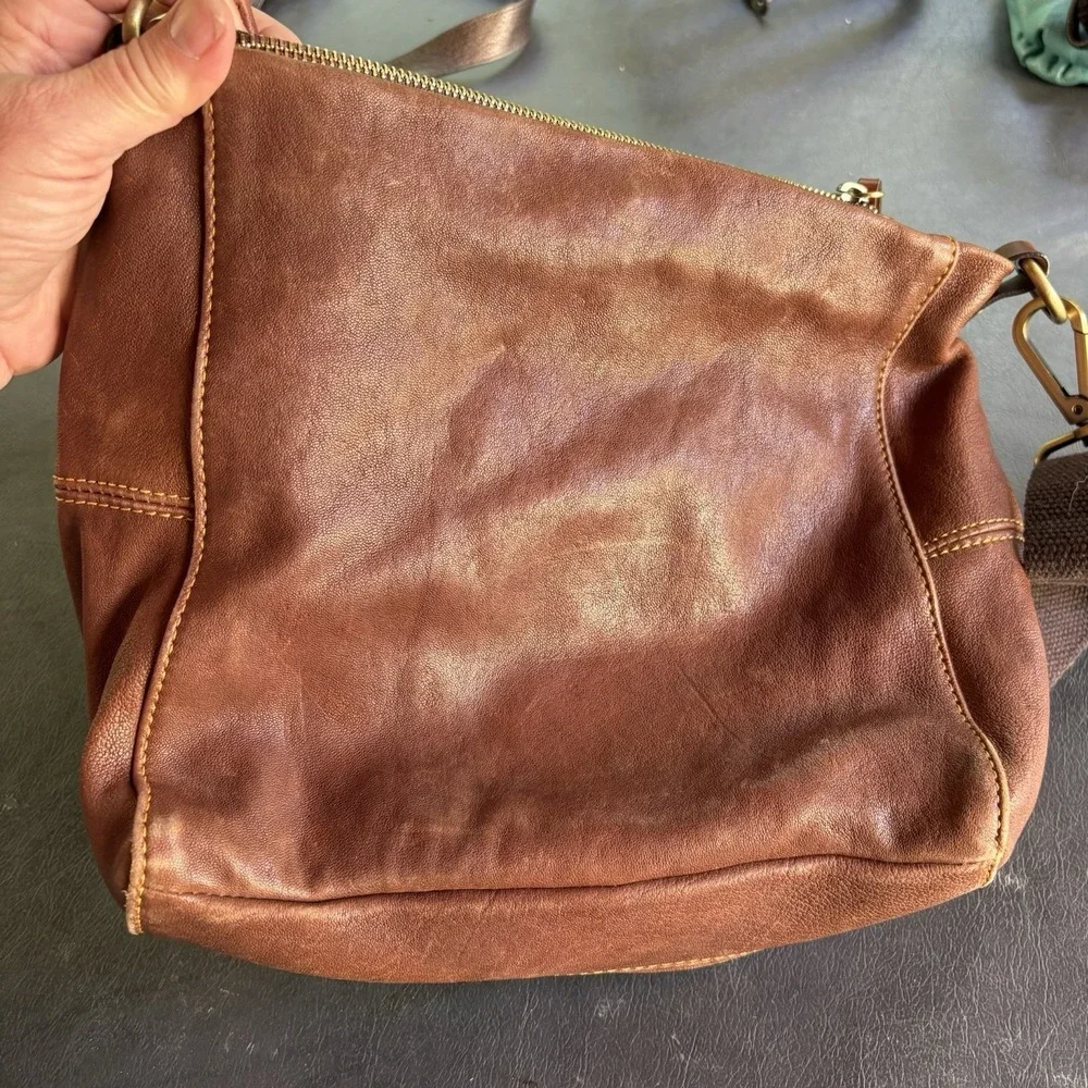 Sundance Brown Leather Hobo Handbag Purse Crossbody Bag Made In Italy Distressed